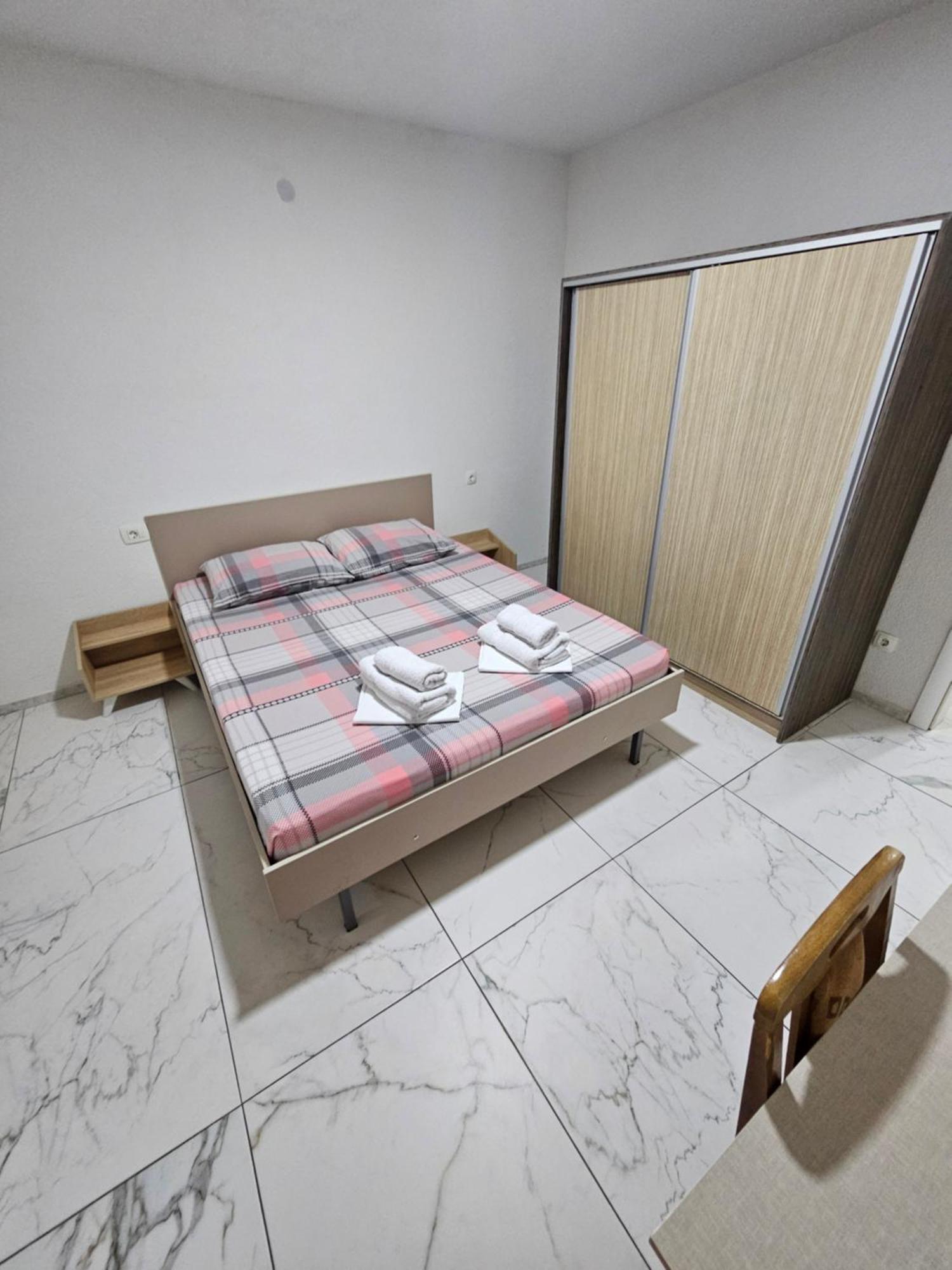 Unique Apartmens City Center Бітола Екстер'єр фото